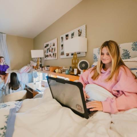 Boarding Schools in Georgia | Private Day School | College Guidance Spotlight: The Great College Admissions Balancing Act - When to Guide and When to Let Go